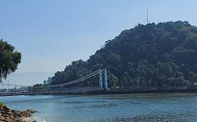 Sobrado com vista ao mar